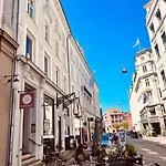 Ultimate Luxury In Kgs. Nytorv Apartman