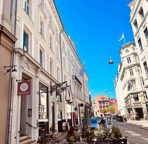 Ultimate Luxury In Kgs. Nytorv Apartment